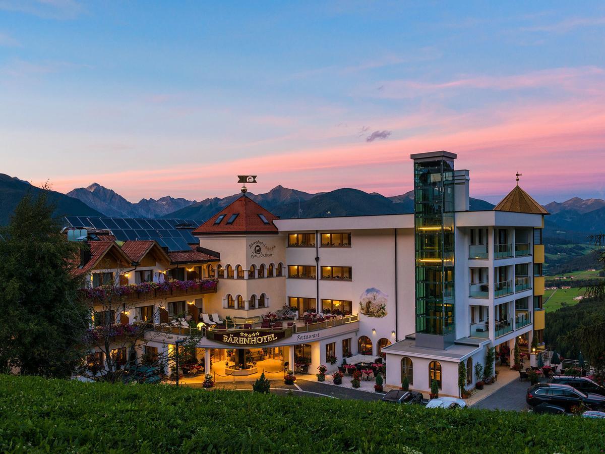 Baerenhotel Valdaora Esterno foto